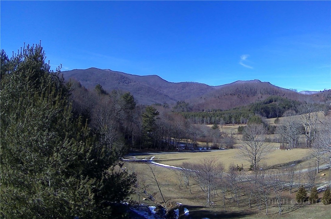 3 Summit View Parkway
