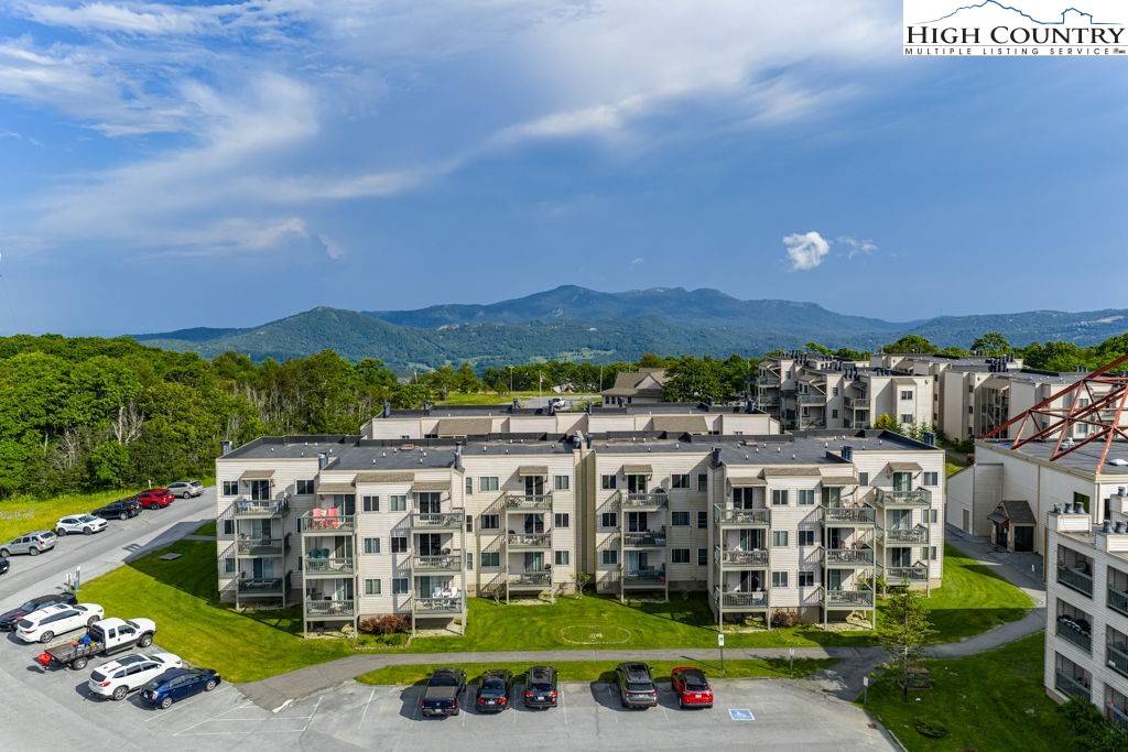 301 Pinnacle Inn Drive 4214
