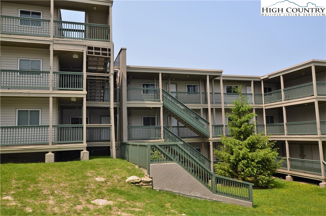 301 Pinnacle Inn Road 3309