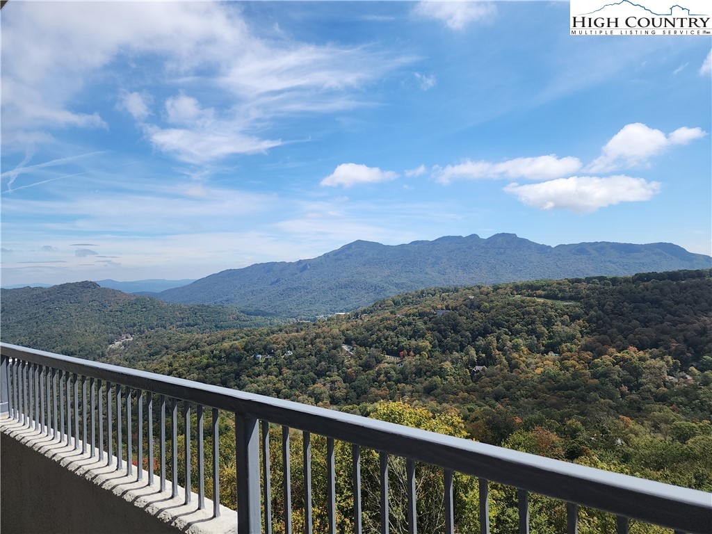 303 303 Sugar Top Drive 3230