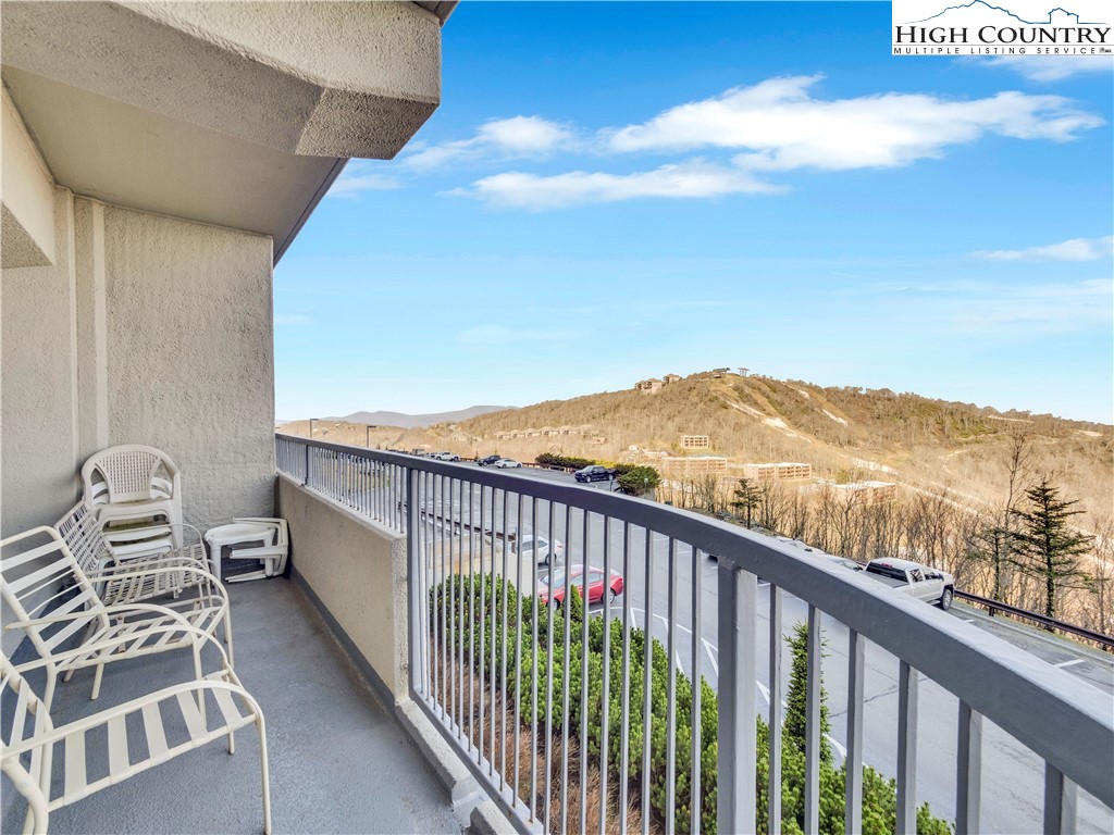 303 Sugar Top Drive 1-3127