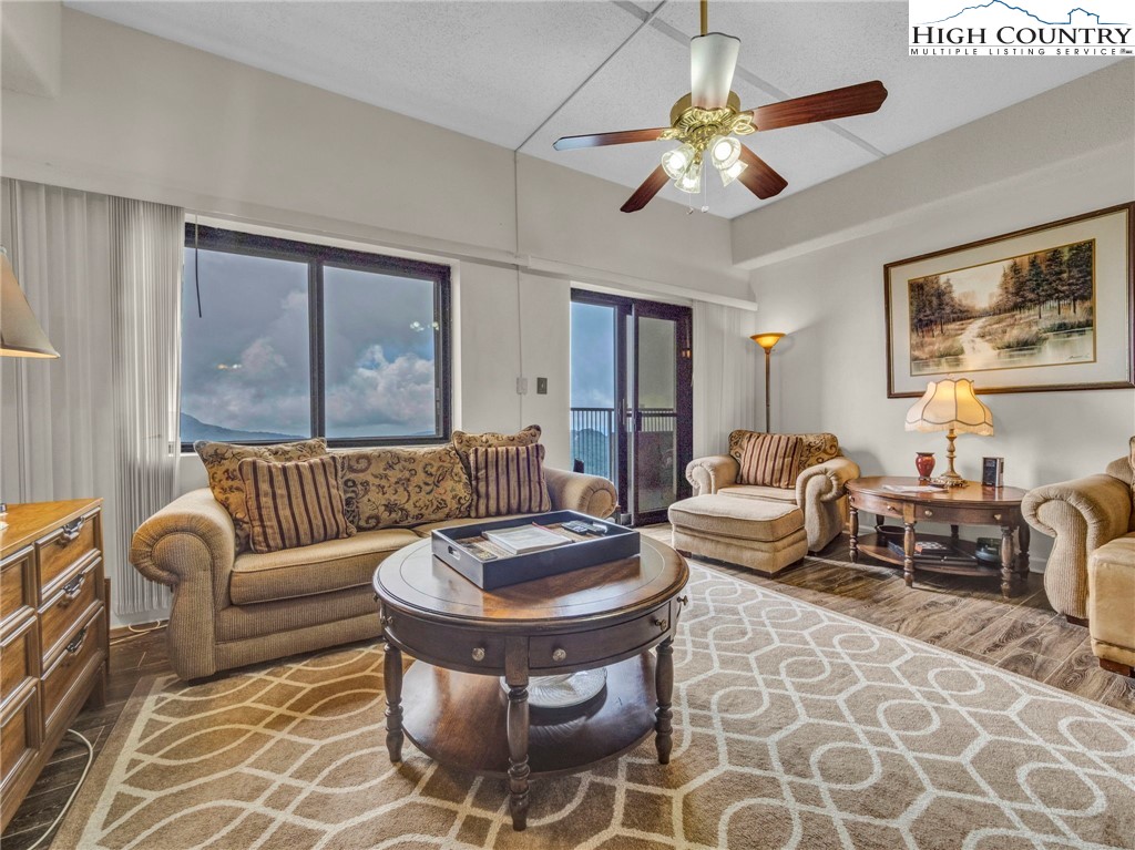 303 Sugar Top Drive 2816