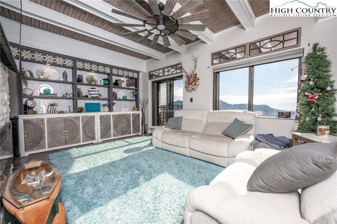 303 Sugar Top Drive 2906