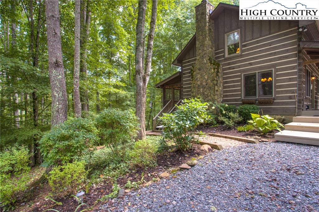 MLS 223082 303 Turkeyfoot Lane, Vilas, NC 28692