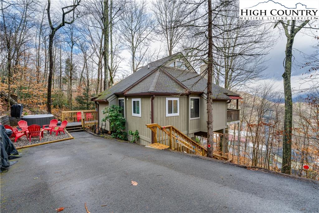 304 Slope View Road
