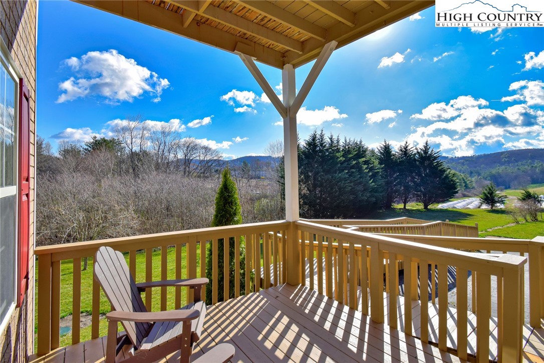 308 Lakeview Drive