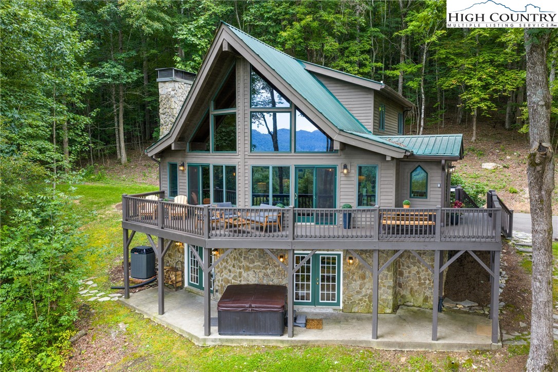 309 Grande Oaks Drive