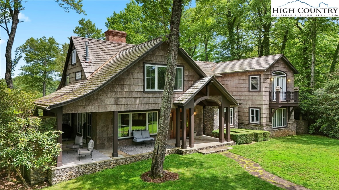 314 Mockingbird Lane