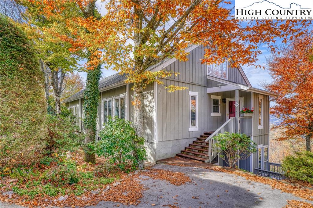 MLS 226424 315 Skyleaf Drive D18, Sugar Mountain, NC 28604