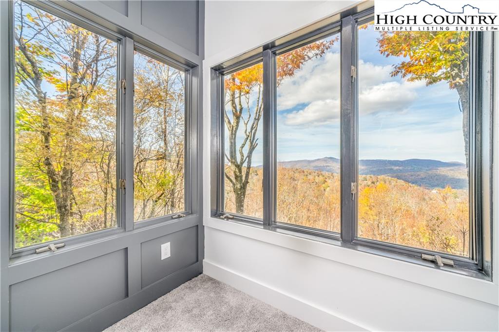 MLS 226424 315 Skyleaf Drive D18, Sugar Mountain, NC 28604