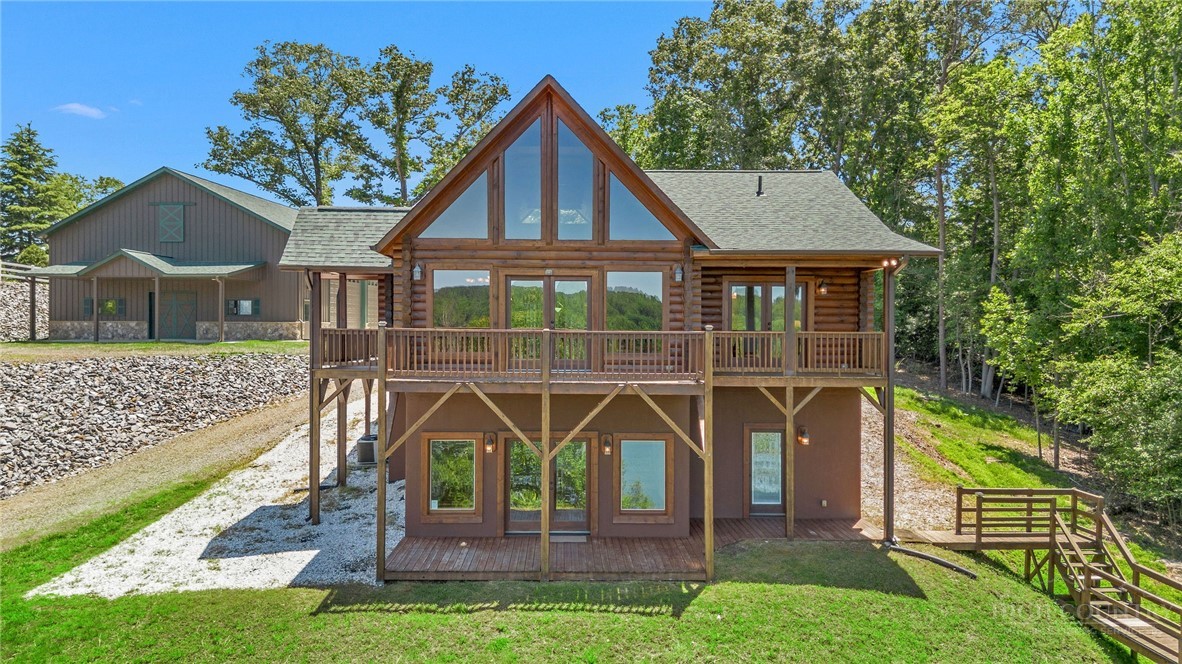 318 Heron Drive