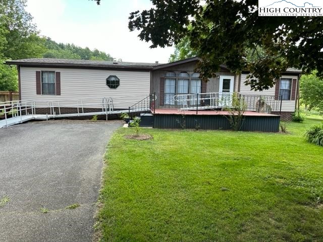 32 Stoneacres Lane
