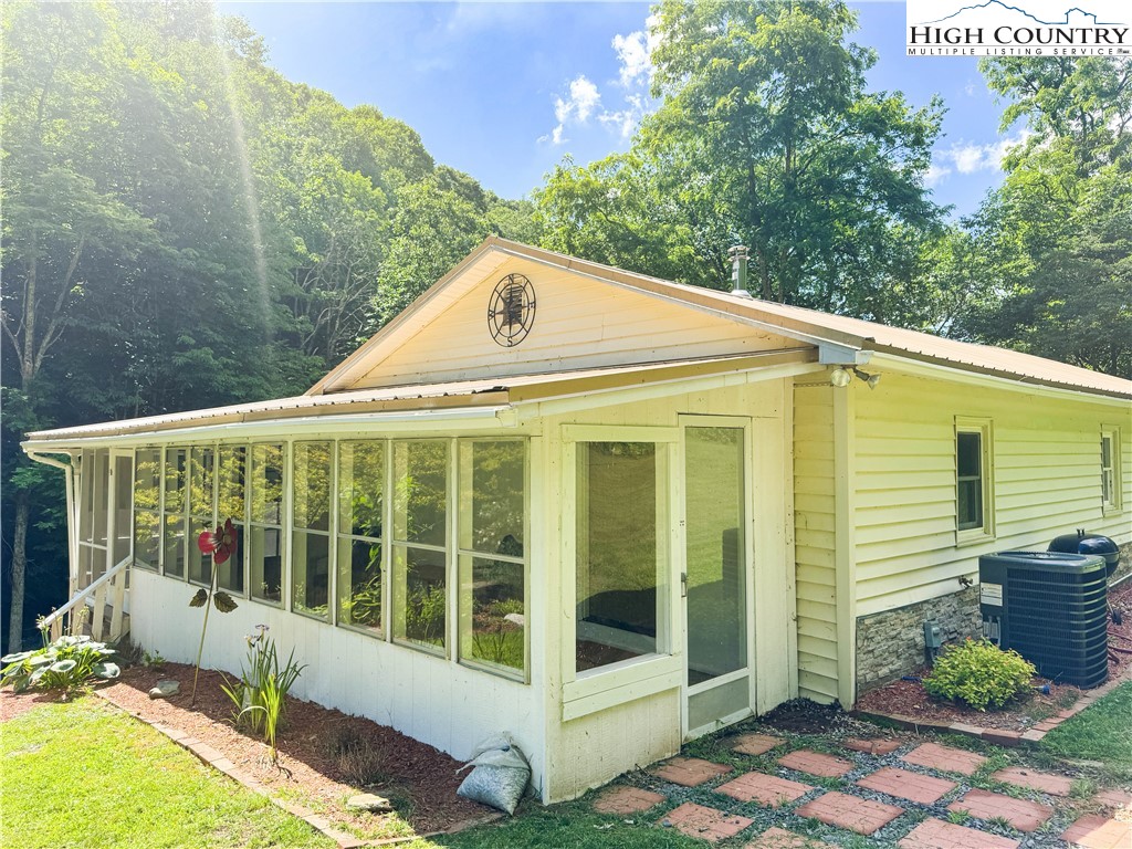 321 Skin Camp Creek Road