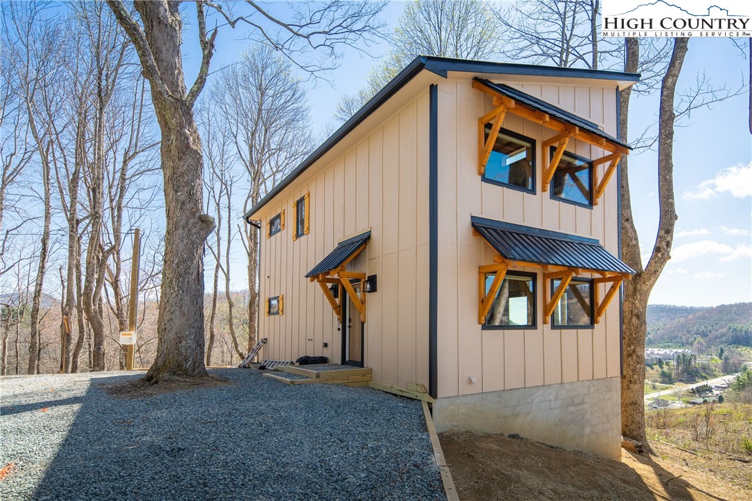 330 Maplewood Circle