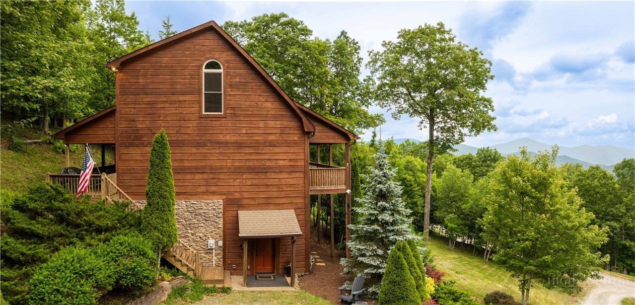 359 Running Deer Trail
