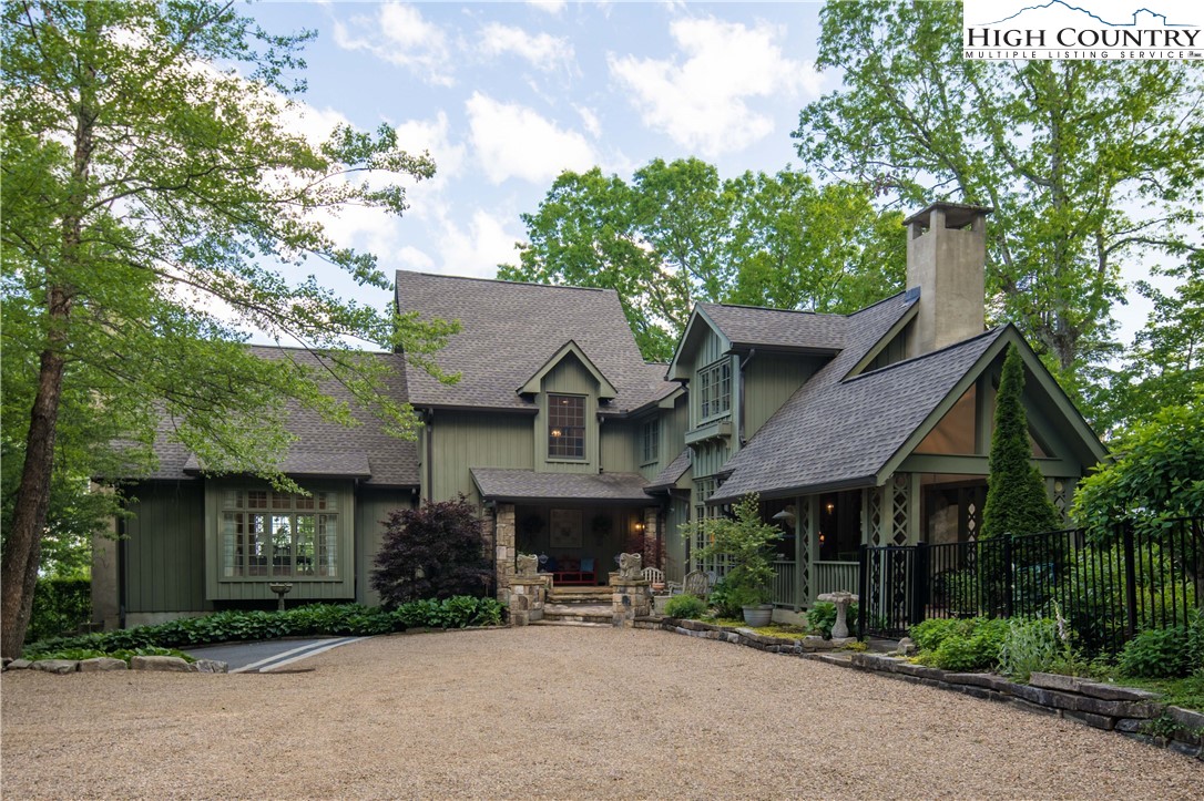 362 Wonderland Trail