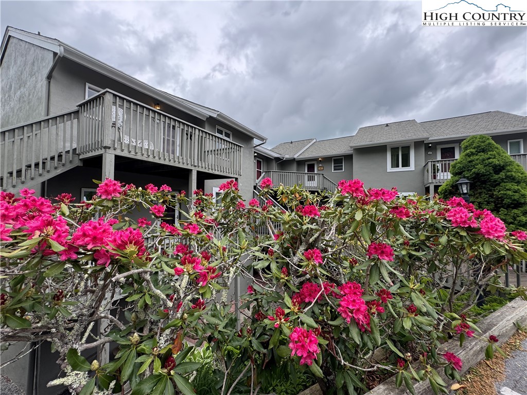 367 Skyleaf Drive D-5
