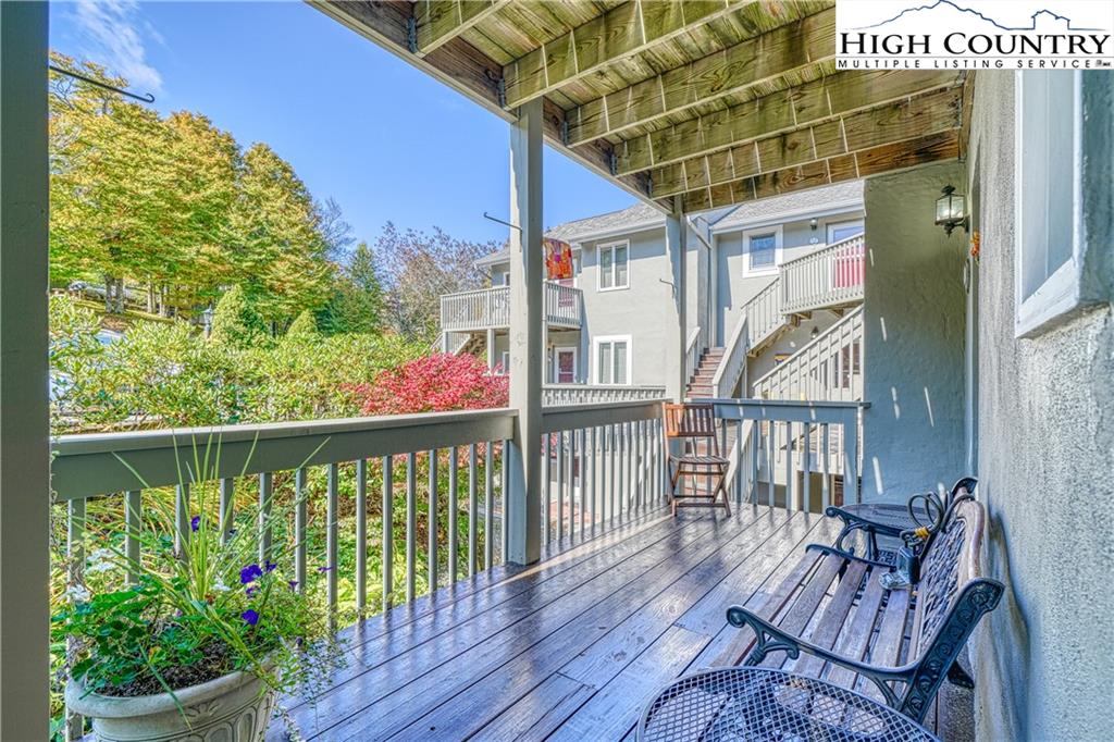 MLS 226226 367 Skyleaf Drive D8, Sugar Mountain, NC 28604