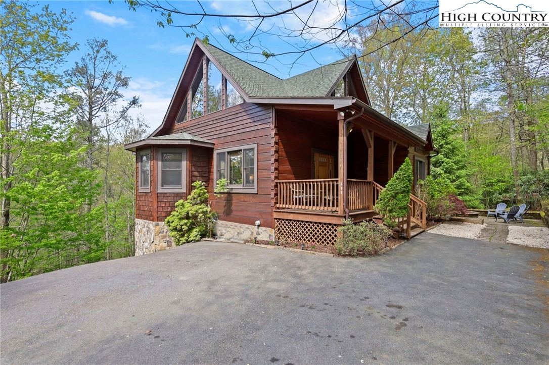371 Flame Azalea Drive