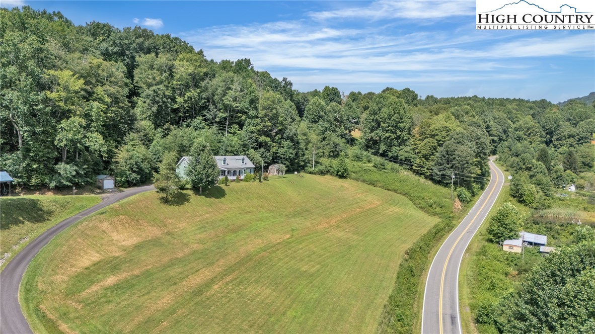 3786 Peak Road