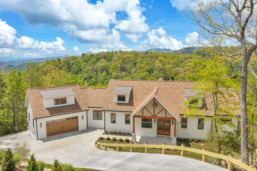 380 Greystone Drive