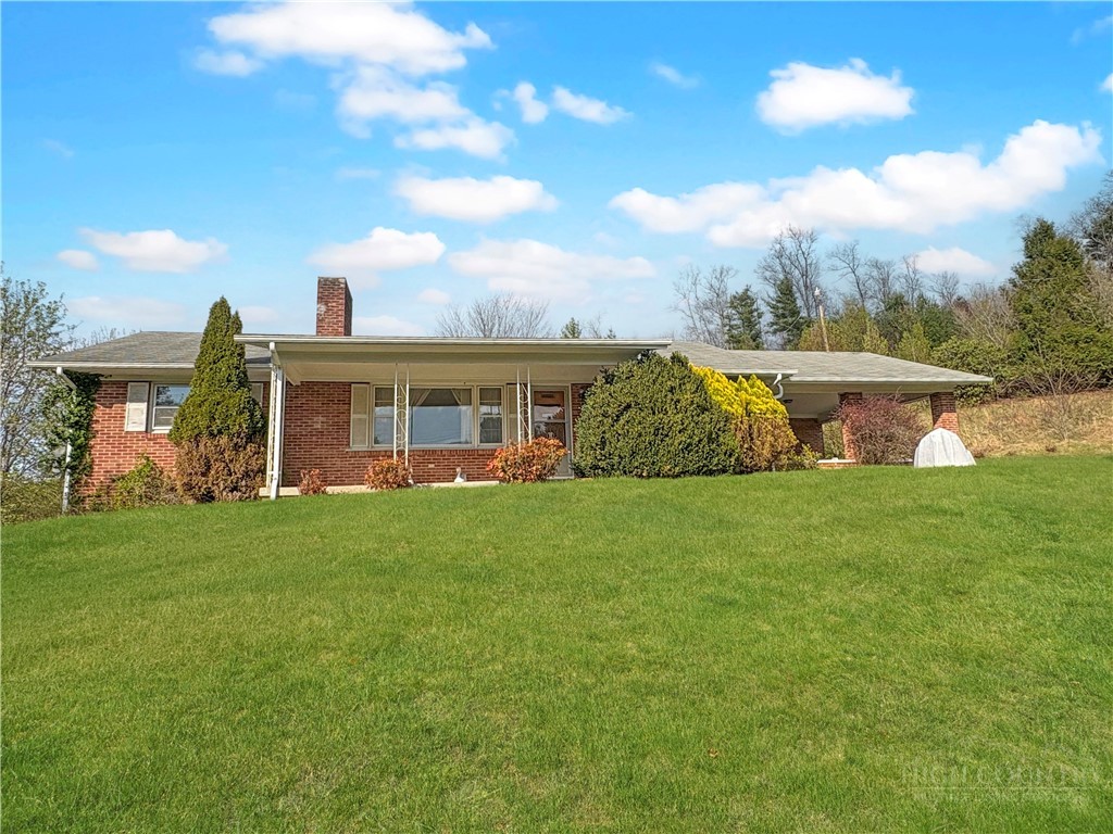 389 Chestnut Hill Road