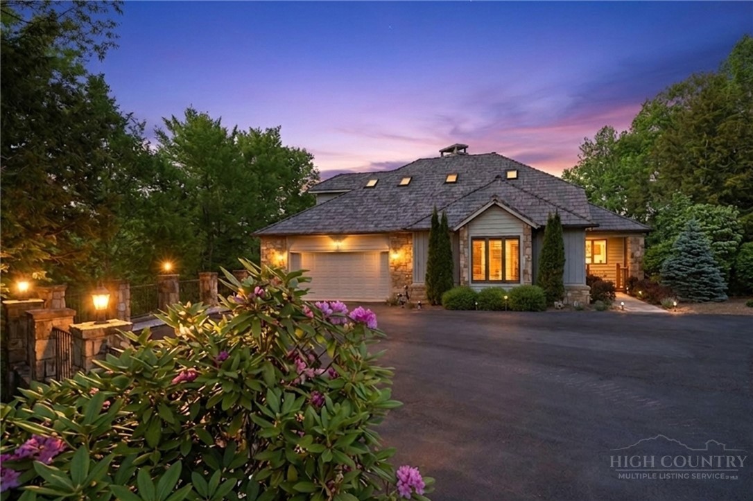 39 Crestview Lane