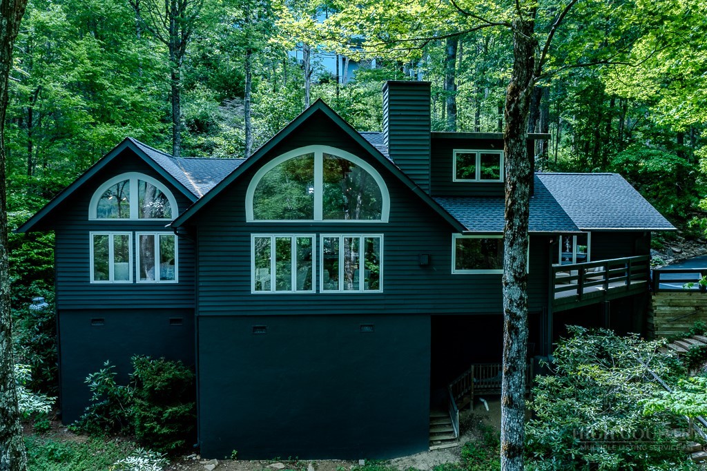 4003 Woodlands Drive