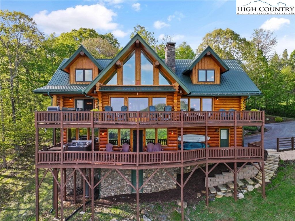 405 Elk Summit Drive