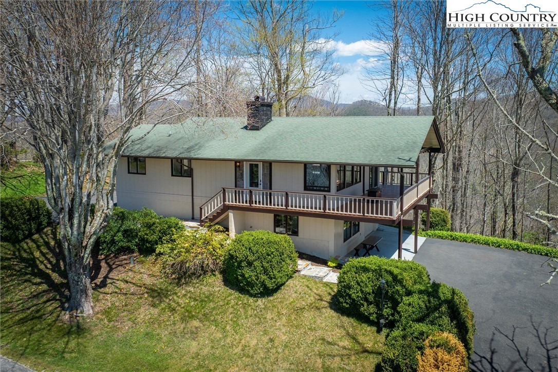 405 Strawberry Lane