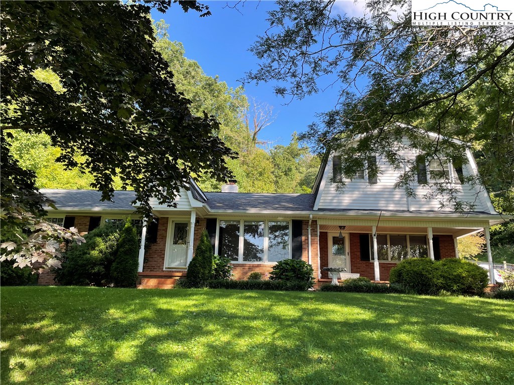 421 Northwest Drive