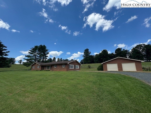 427 J E Gentry Road
