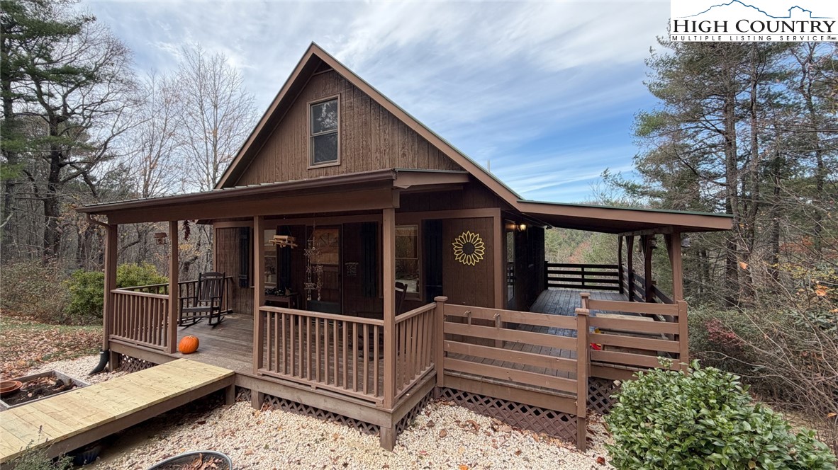 437 Deer Crossing Lane