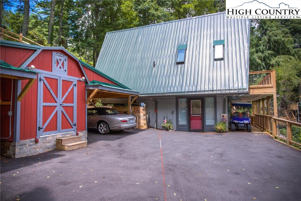 MLS 223551 45 Larkspur Road, Newland, NC 28657