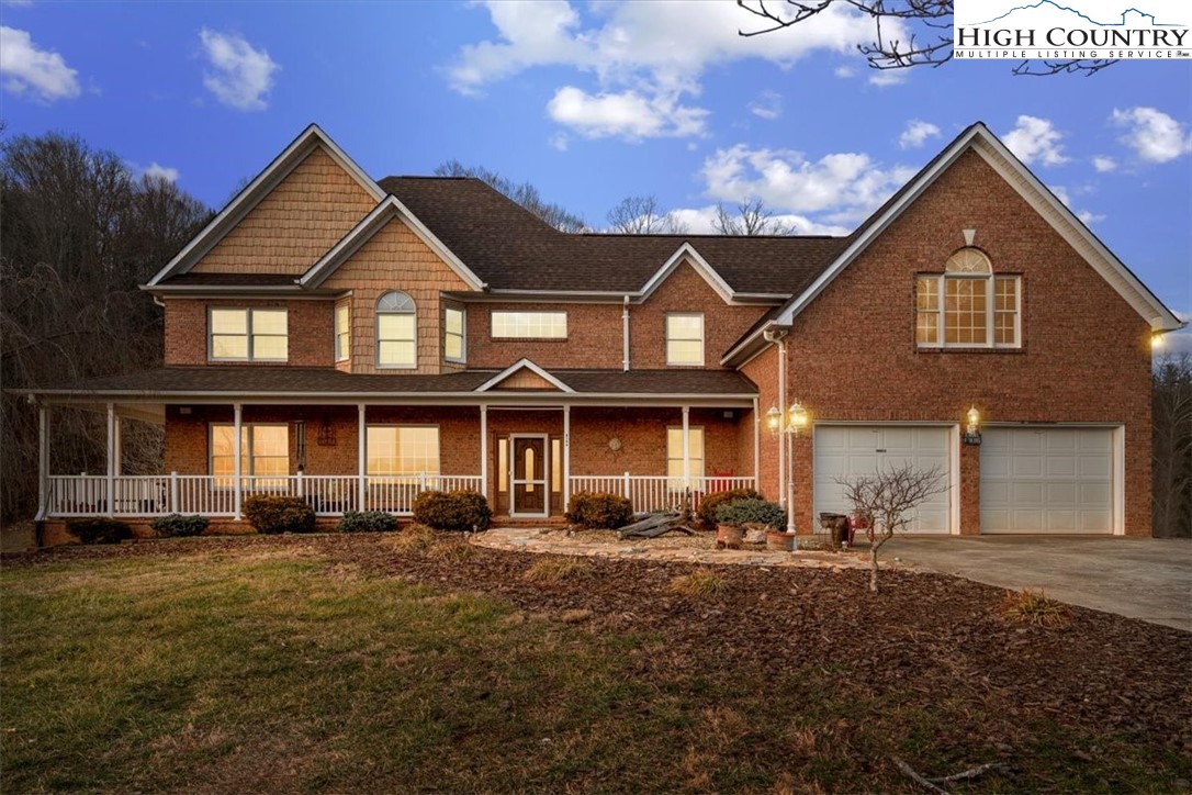 4594 Grandin Road