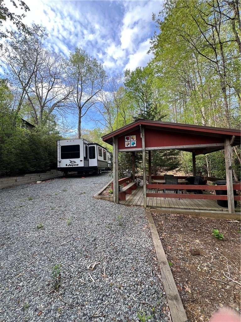 46 Evergreen Lane