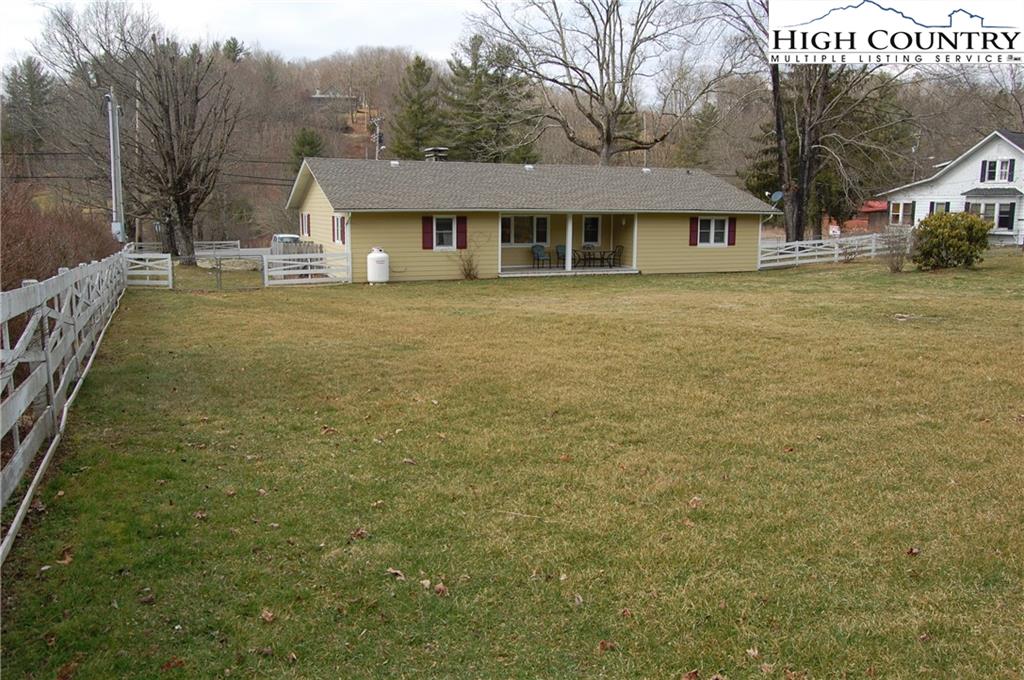 MLS 228988 468 Cranberry Street, Newland, NC 28657