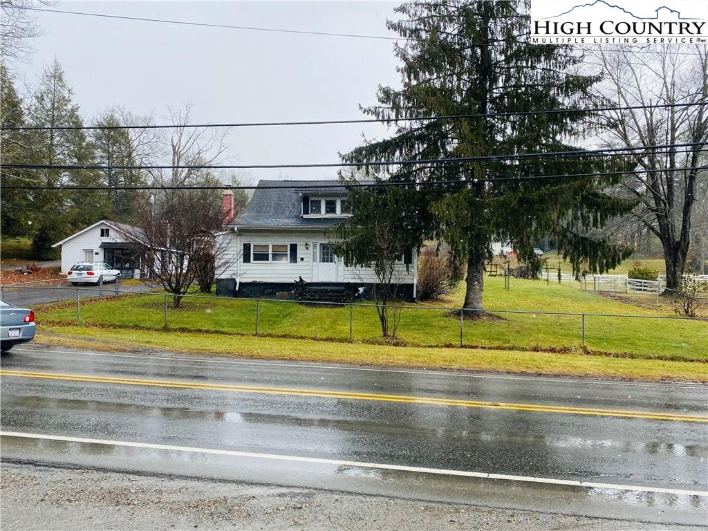 MLS 227776 490 Cranberry Street, Newland, NC 28657