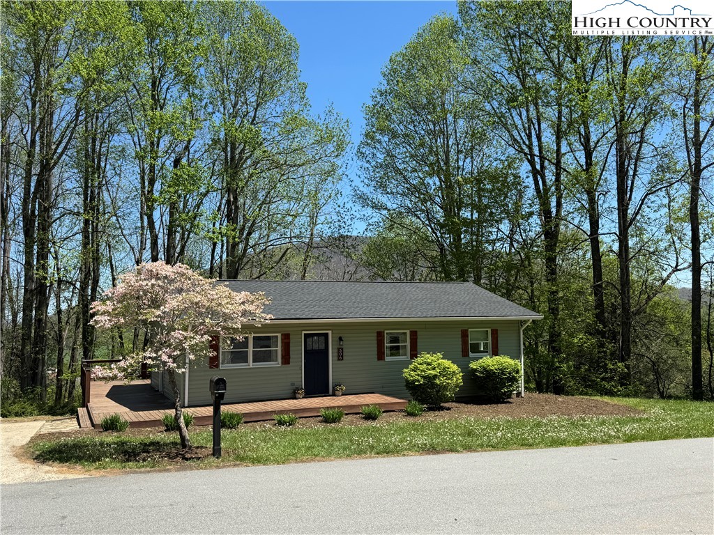 506 Greenbriar Drive