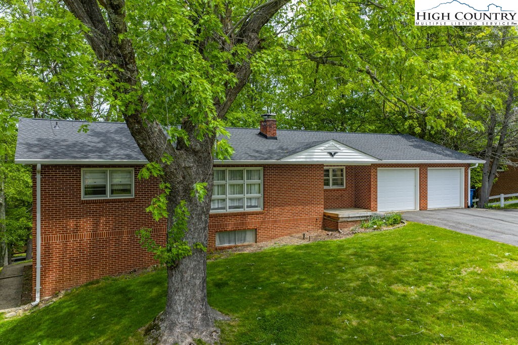 515 Forest Hill Drive