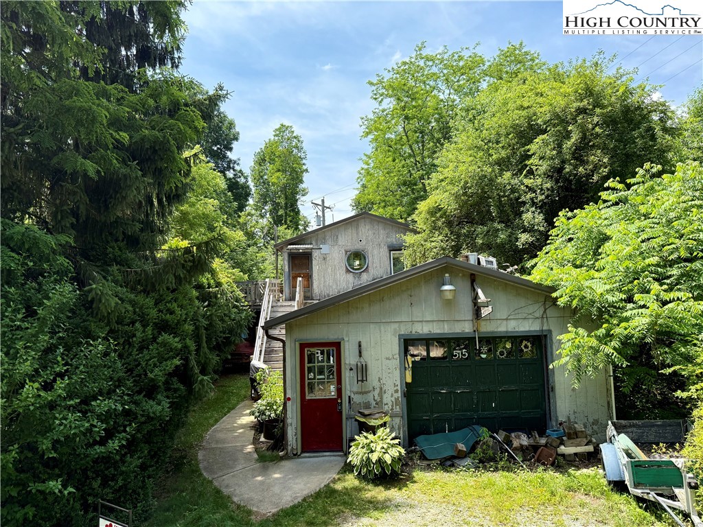 515 Greer Lane