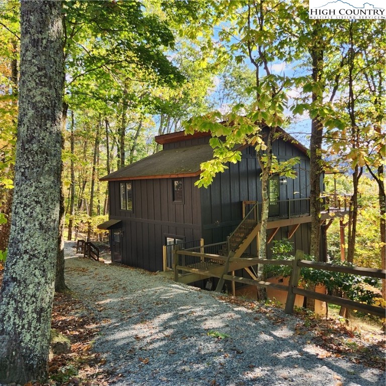 523 Pine Ridge Road