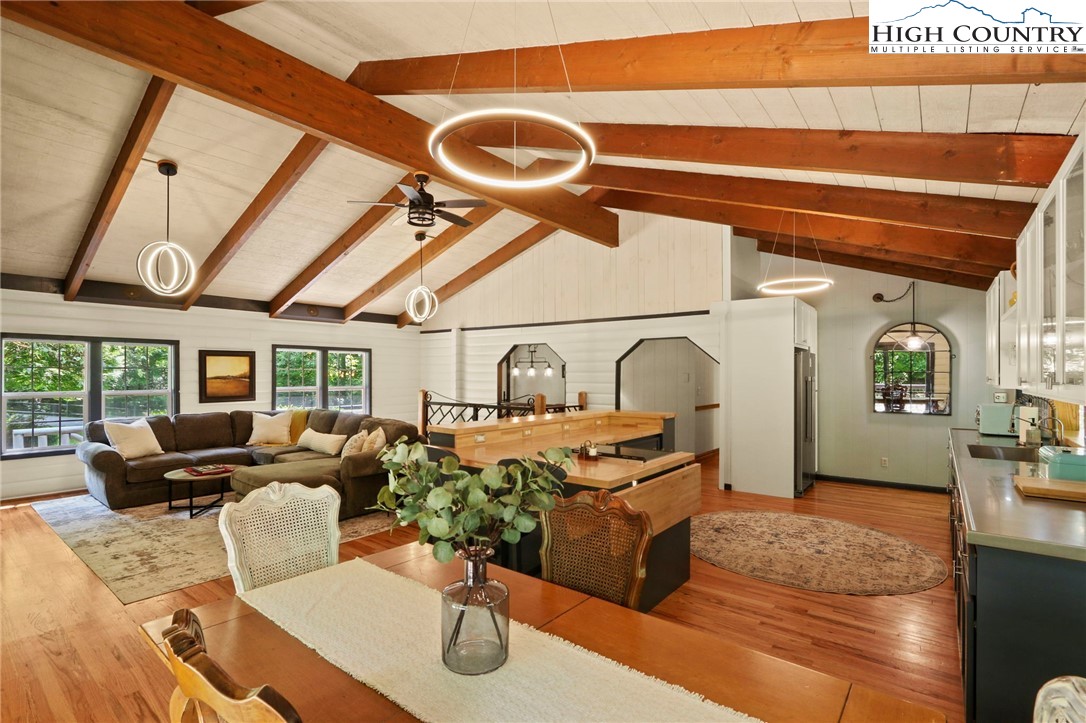523 Schaffer Road