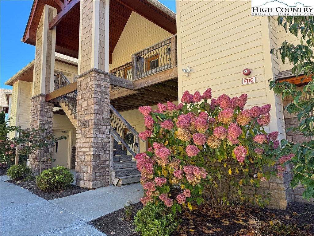 552 Penny Lane 2B