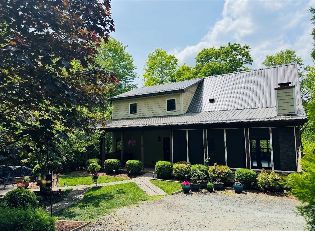 555 High Knolls Road