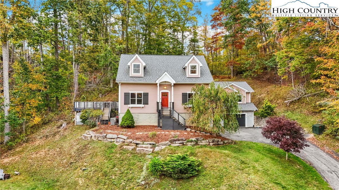 555 Highland Drive