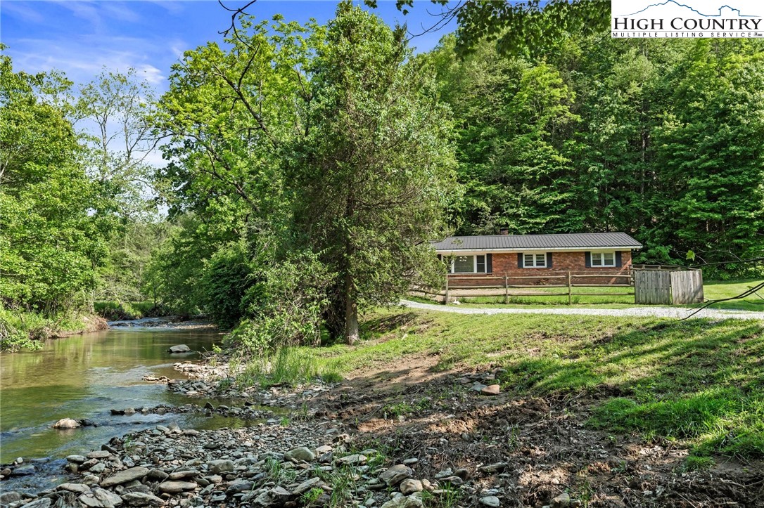 559 Jordan V. Cook Road