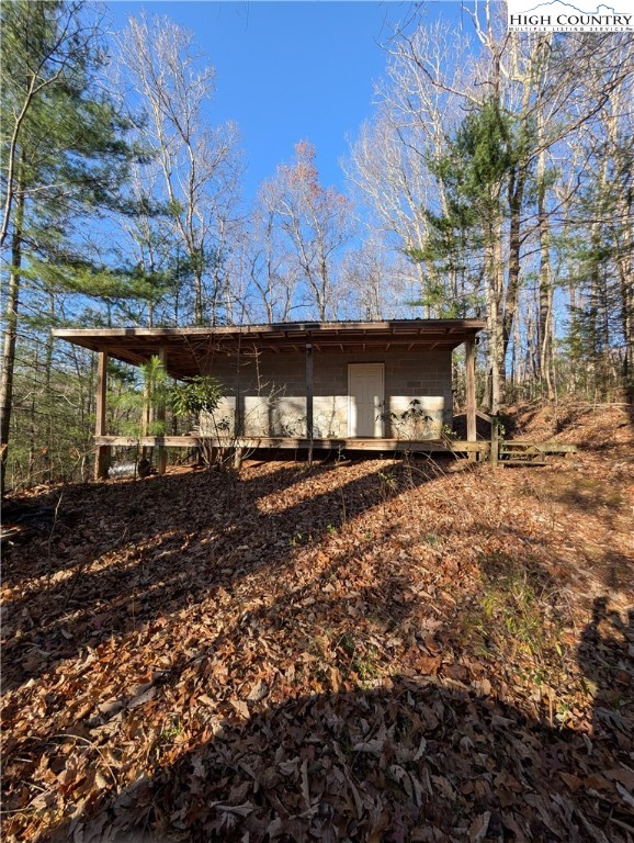 574 Three Creeks Lane