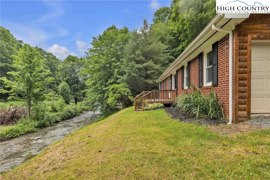 6007 Big Laurel Road