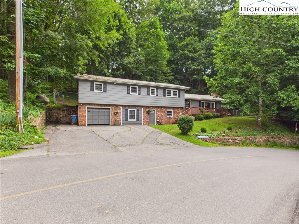 601 Dogwood Road